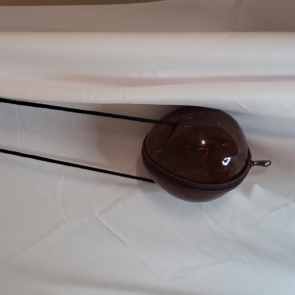 Coconut Bag Crossbody Handmade Zips open zip compartmemt inside Vintage 2005 - Picture 16 of 16